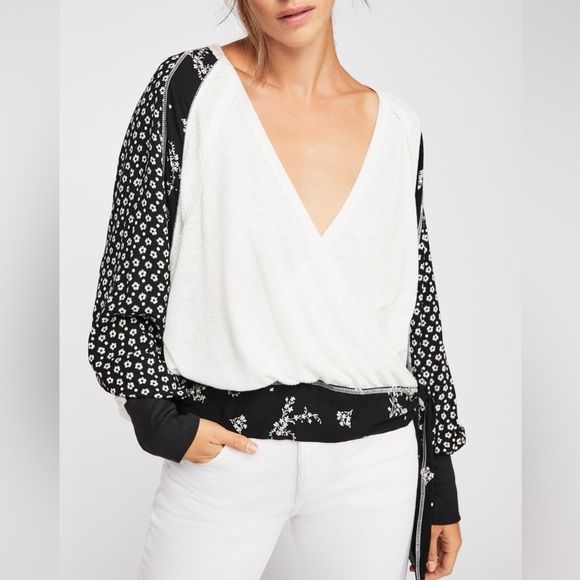 Free People Top Womens Large Auxton Thermal Floral Faux Wrap Hippie Ling Sleeve - Picture 10 of 10